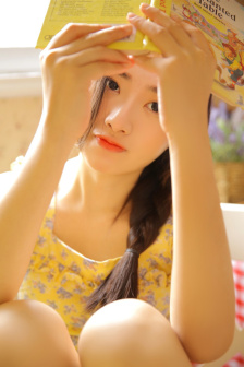 丝足美女